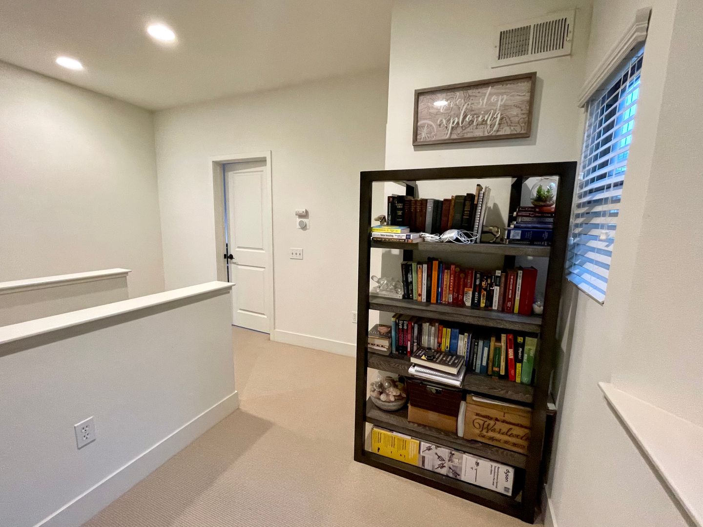 20402 Santa Ana Ave Unit 9 - Newport Beach - California - 2 bed, 2.5 bath rental property