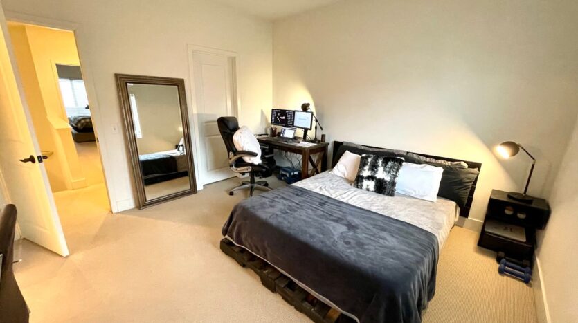 20402 Santa Ana Ave Unit 9 - Newport Beach - California - 2 bed, 2.5 bath rental property