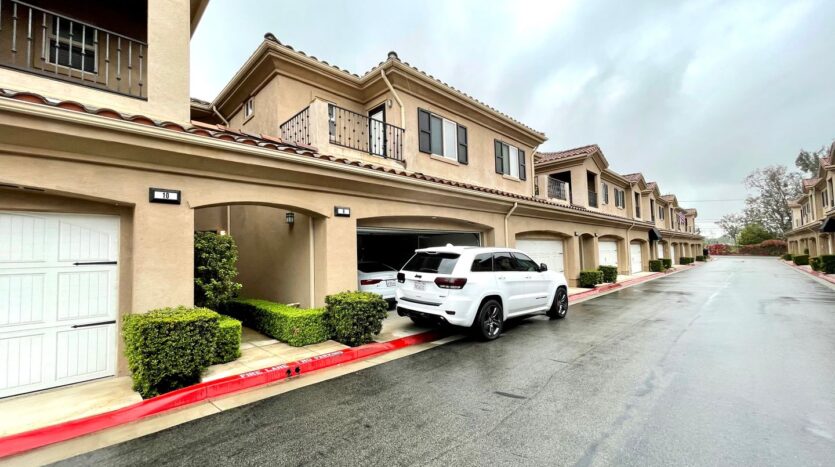 20402 Santa Ana Ave Unit 9 - Newport Beach - California - 2 bed, 2.5 bath rental property