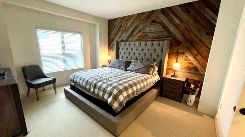 20402 Santa Ana Ave Unit 9 - Newport Beach - California - 2 bed, 2.5 bath rental property