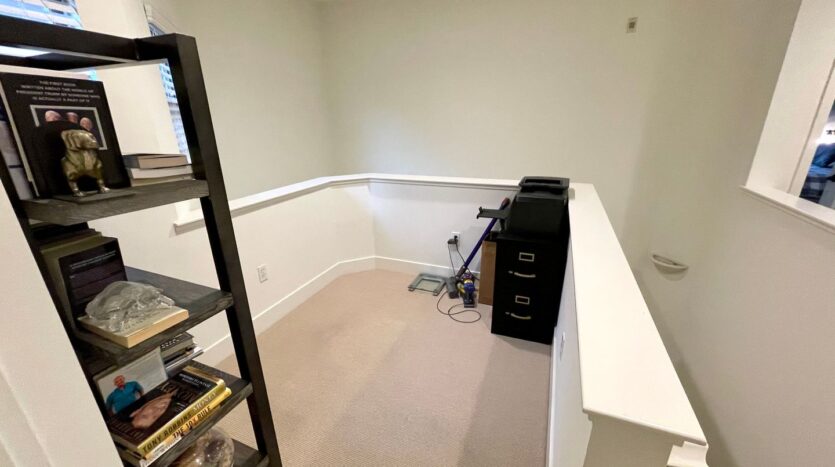 20402 Santa Ana Ave Unit 9 - Newport Beach - California - 2 bed, 2.5 bath rental property