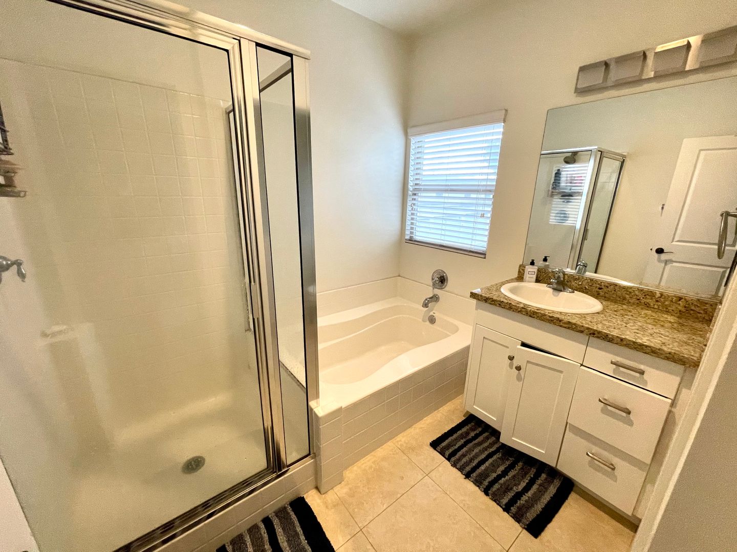 20402 Santa Ana Ave Unit 9 - Newport Beach - California - 2 bed, 2.5 bath rental property