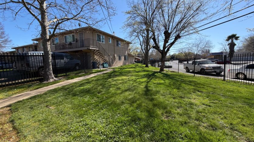 2044 Benita Drive Unit #4 - Rancho Cordova - California - 2 bed, 1 bath rental property