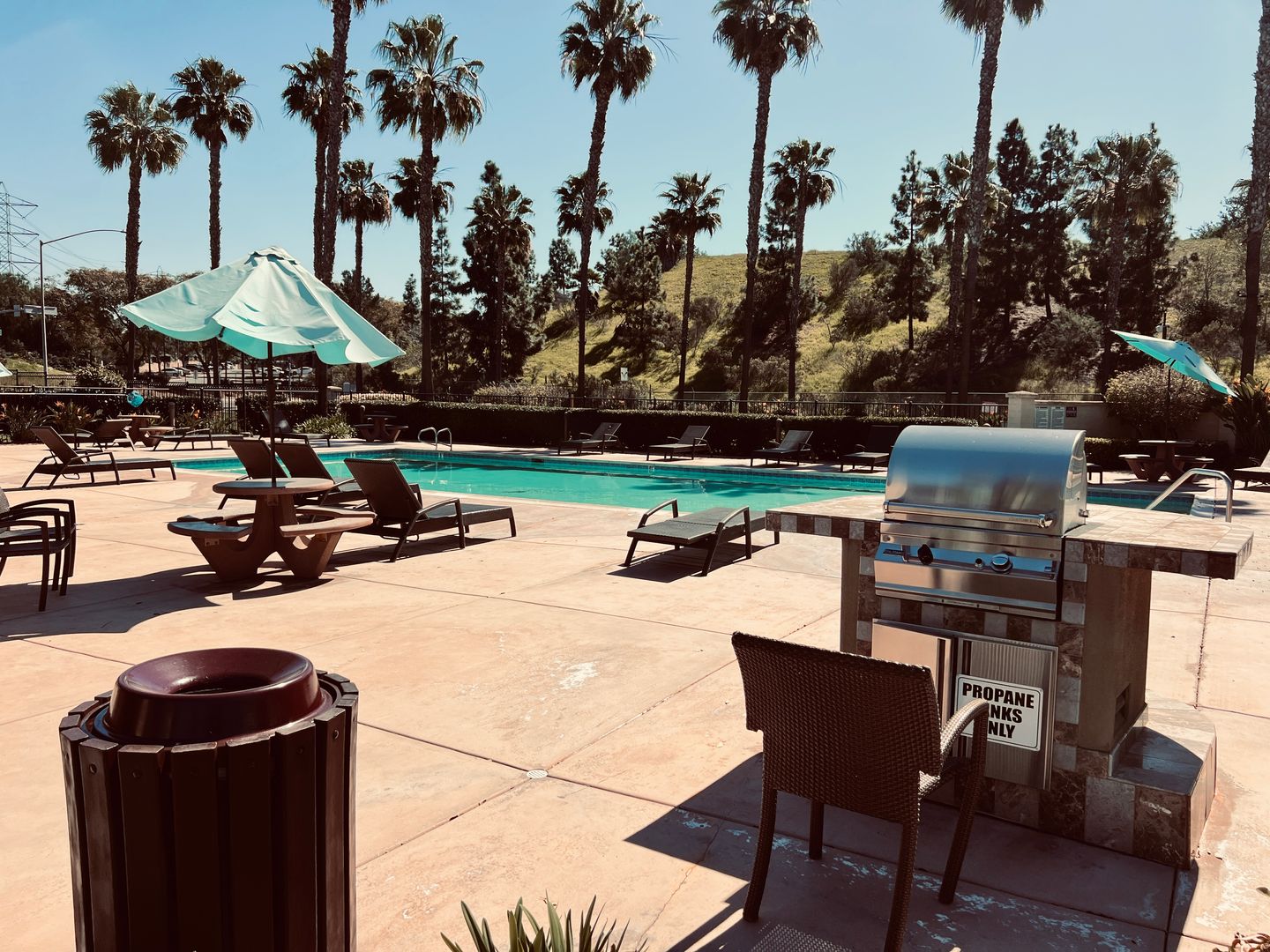 2046 Azure Cove #6 - Chula Vista - California - 3 bed, 2.5 bath rental property