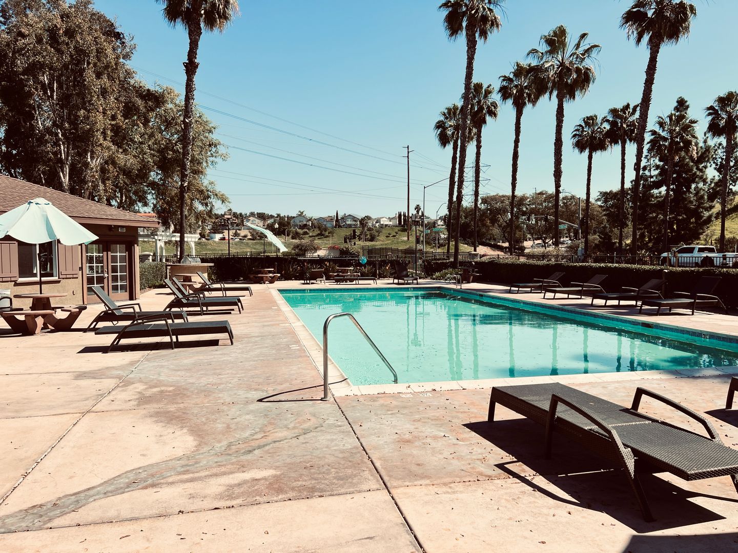 2046 Azure Cove #6 - Chula Vista - California - 3 bed, 2.5 bath rental property