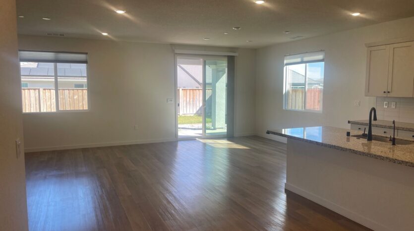 2125 Stagecoach Rd - Patterson - California - 3 bed, 2 bath rental property