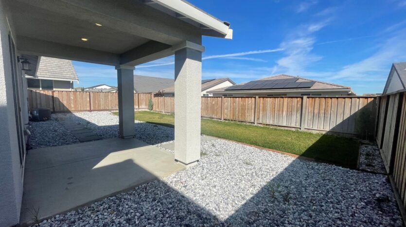 2125 Stagecoach Rd - Patterson - California - 3 bed, 2 bath rental property