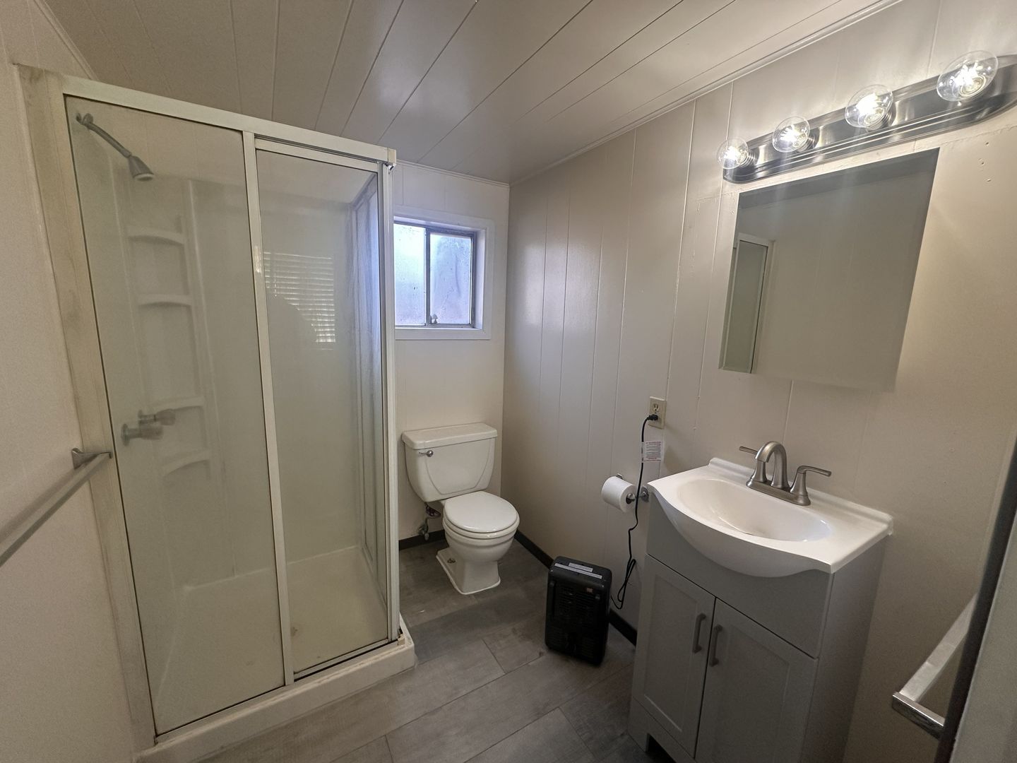 215 Bridge Street - Chester - California - 1 bed, 1 bath rental property