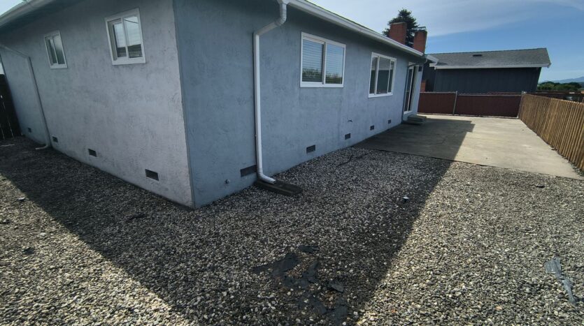 2275 Cypress Ave - San Pablo - California - 3 bed, 2 bath rental property