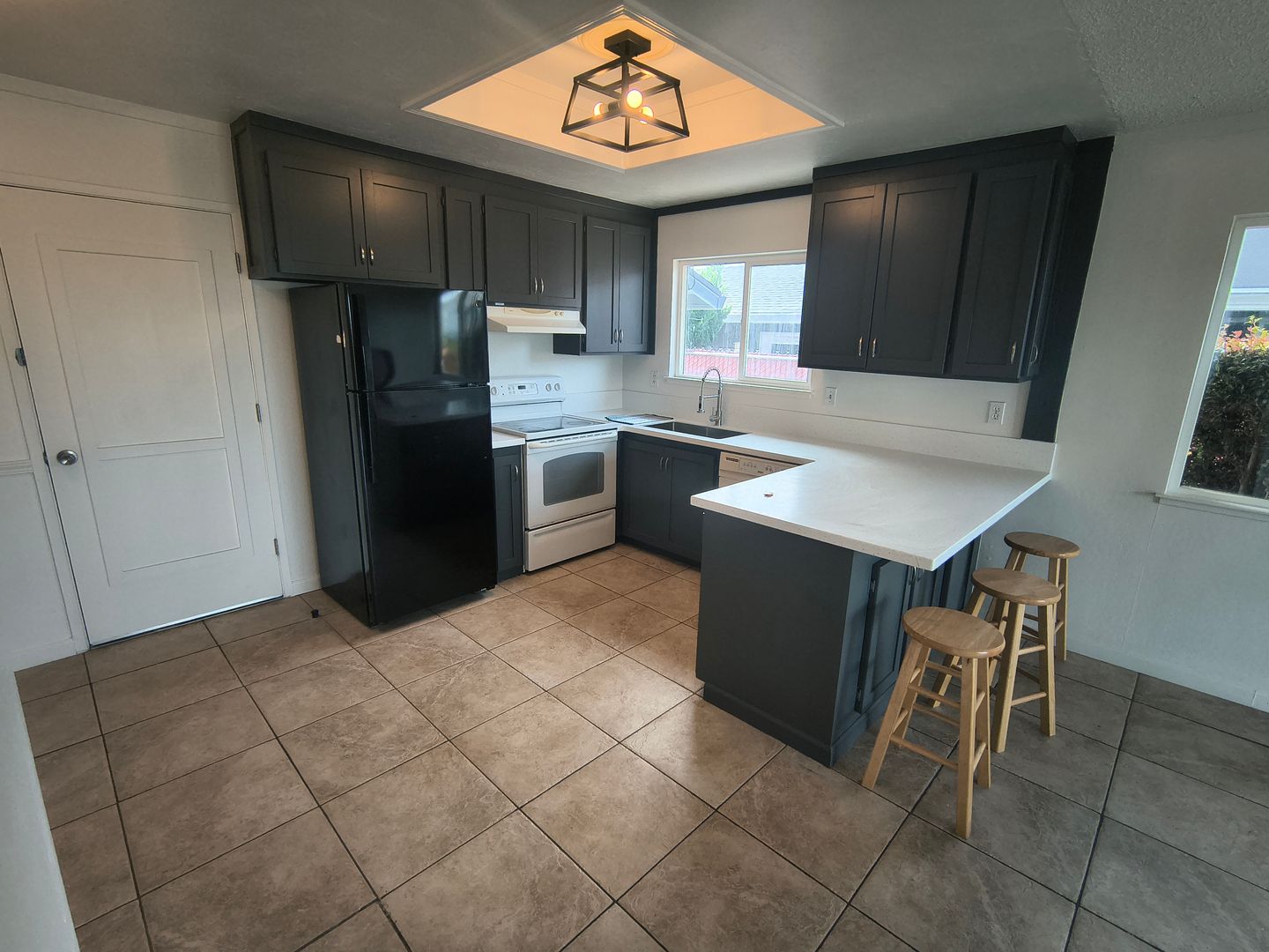 2275 Cypress Ave - San Pablo - California - 3 bed, 2 bath rental property