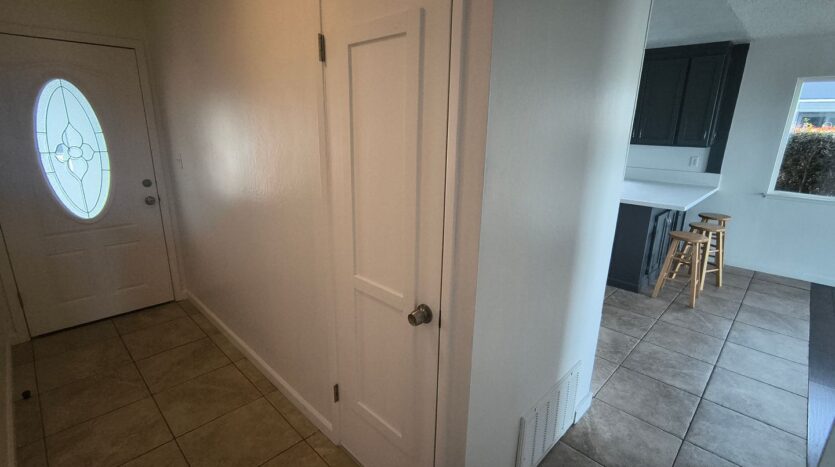 2275 Cypress Ave - San Pablo - California - 3 bed, 2 bath rental property