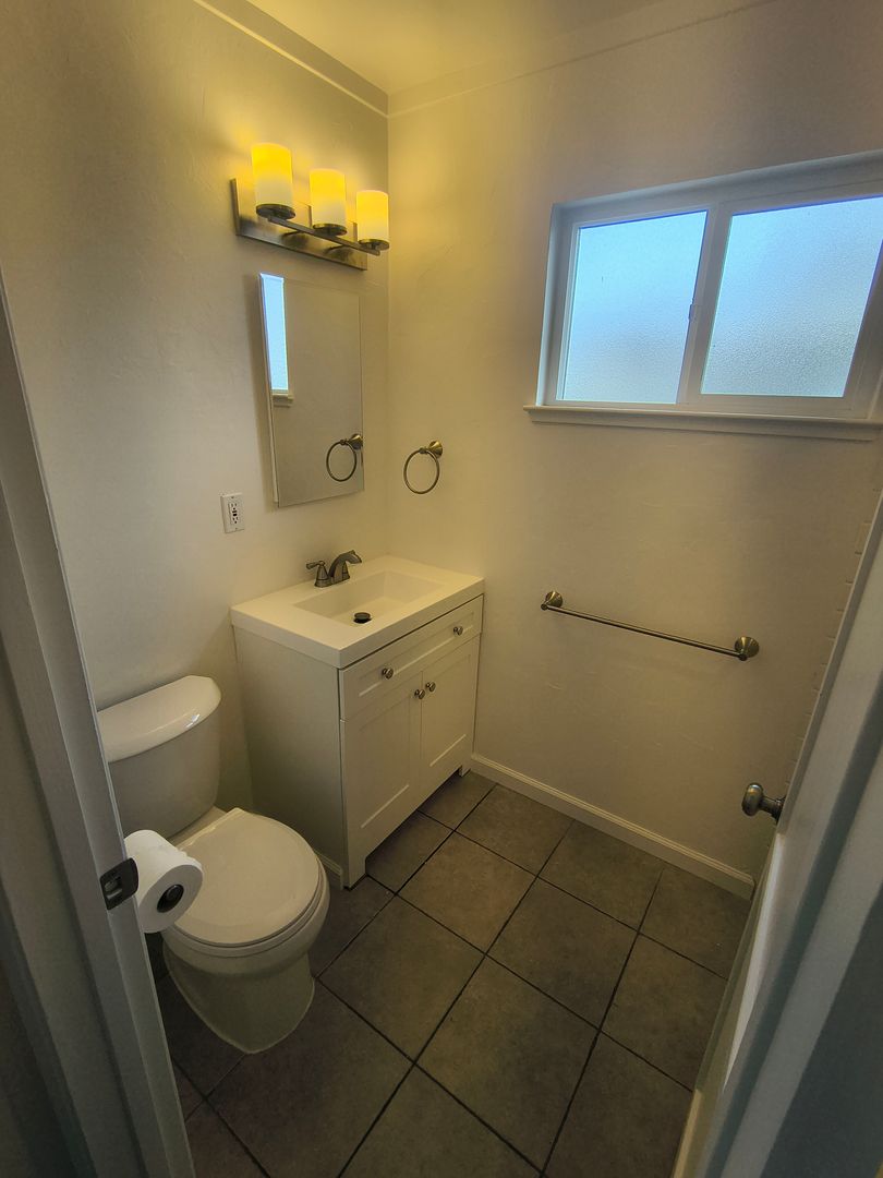 2275 Cypress Ave - San Pablo - California - 3 bed, 2 bath rental property