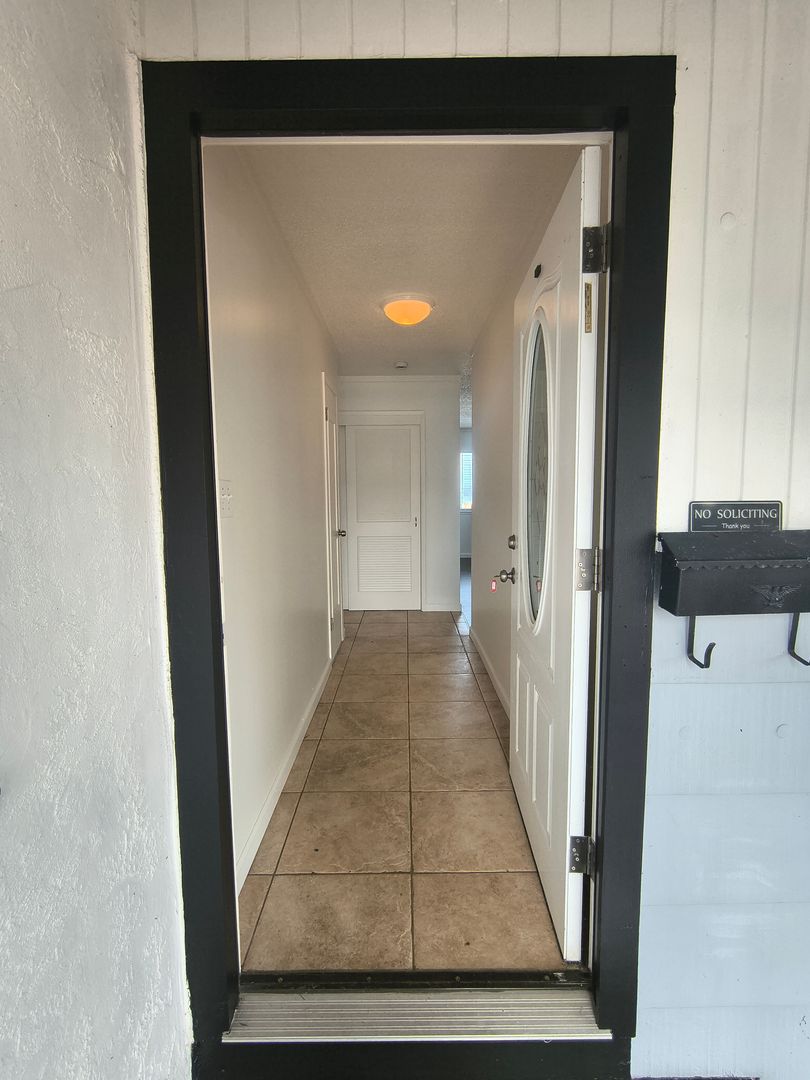 2275 Cypress Ave - San Pablo - California - 3 bed, 2 bath rental property
