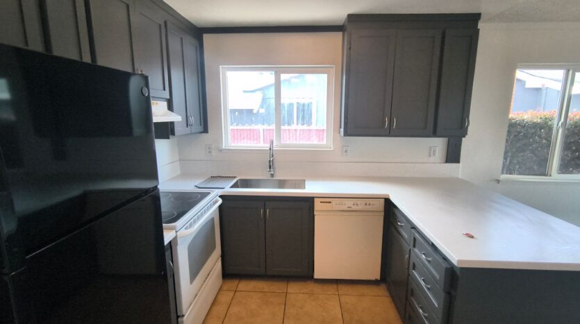 2275 Cypress Ave - San Pablo - California - 3 bed, 2 bath rental property
