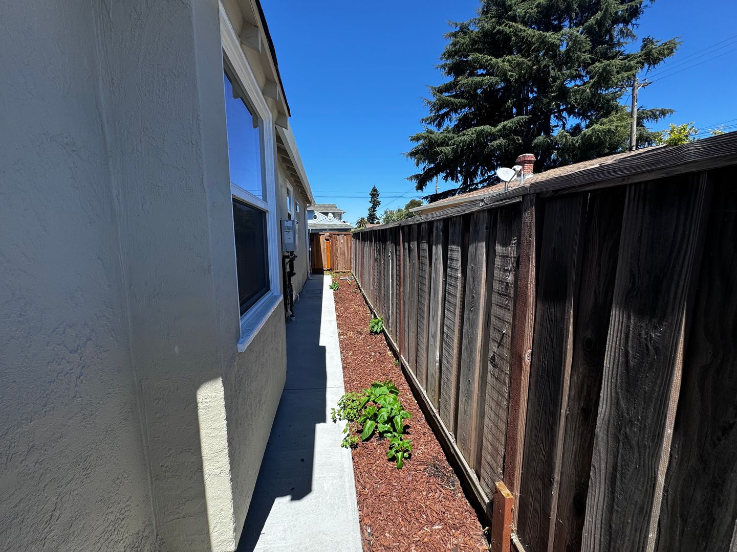 22846-22856 Nevada Rd - Hayward - California - 3 bed, 2 bath rental property
