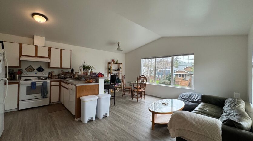 2324 Happy Ct. - Bellingham - Washington - 4 bed, 2 bath rental property