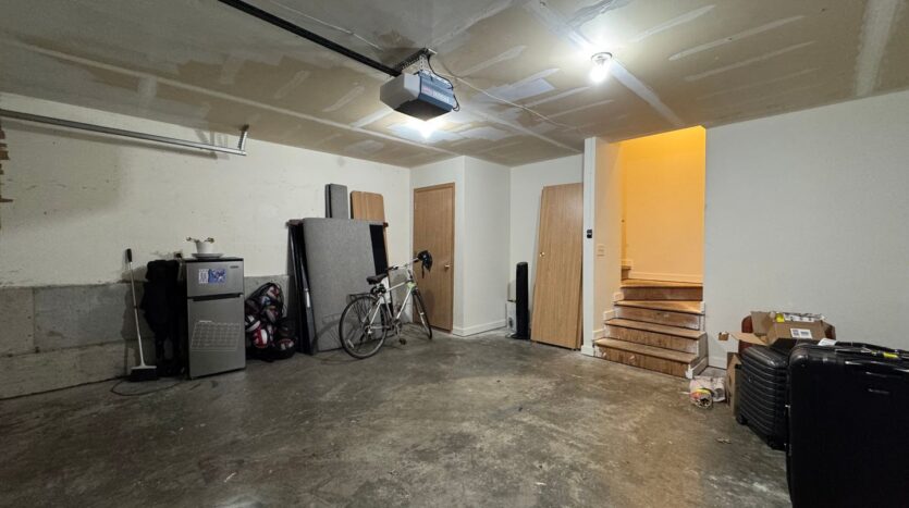 2324 Happy Ct. - Bellingham - Washington - 4 bed, 2 bath rental property