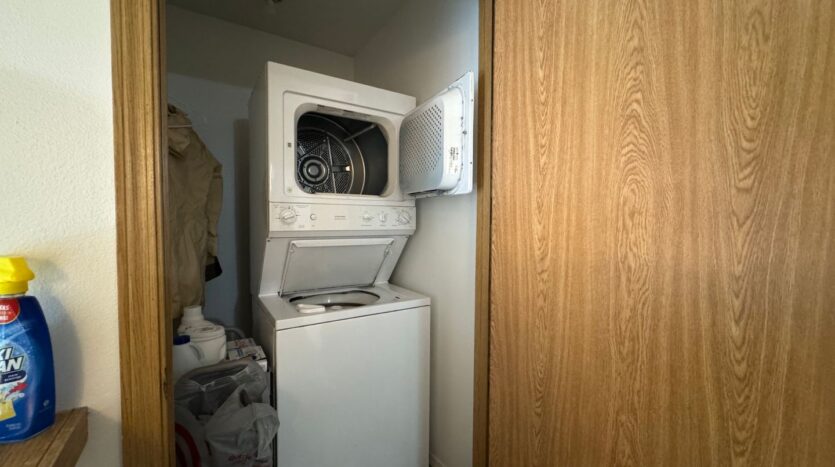 2324 Happy Ct. - Bellingham - Washington - 4 bed, 2 bath rental property