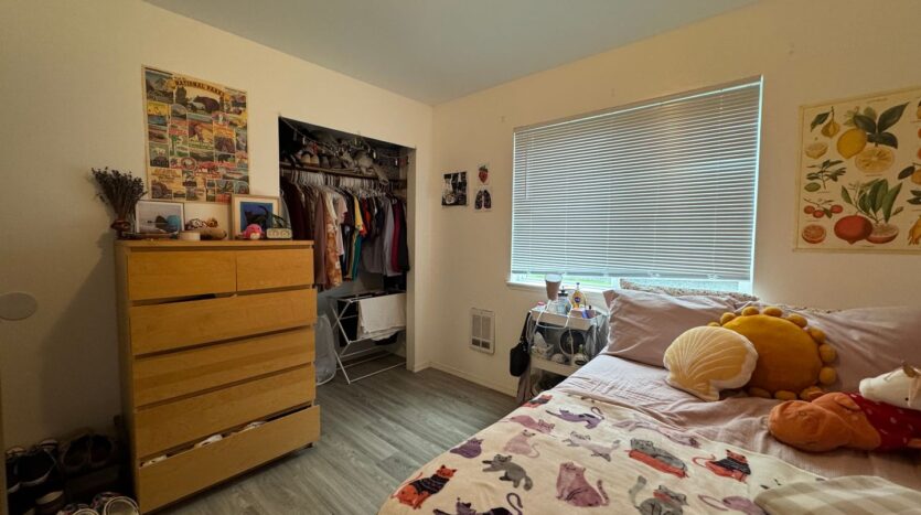 2324 Happy Ct. - Bellingham - Washington - 4 bed, 2 bath rental property