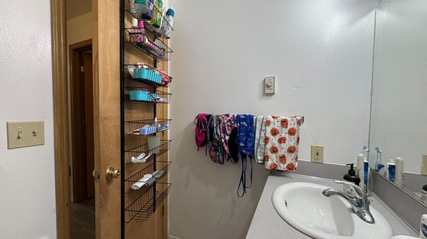 2324 Happy Ct. - Bellingham - Washington - 4 bed, 2 bath rental property