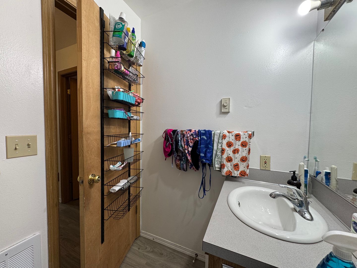 2324 Happy Ct. - Bellingham - Washington - 4 bed, 2 bath rental property