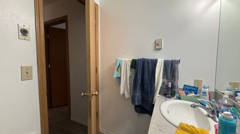 2324 Happy Ct. - Bellingham - Washington - 4 bed, 2 bath rental property