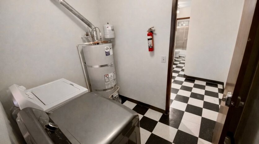 2330 190th St SW - Lynnwood - Washington - 1 bath rental property