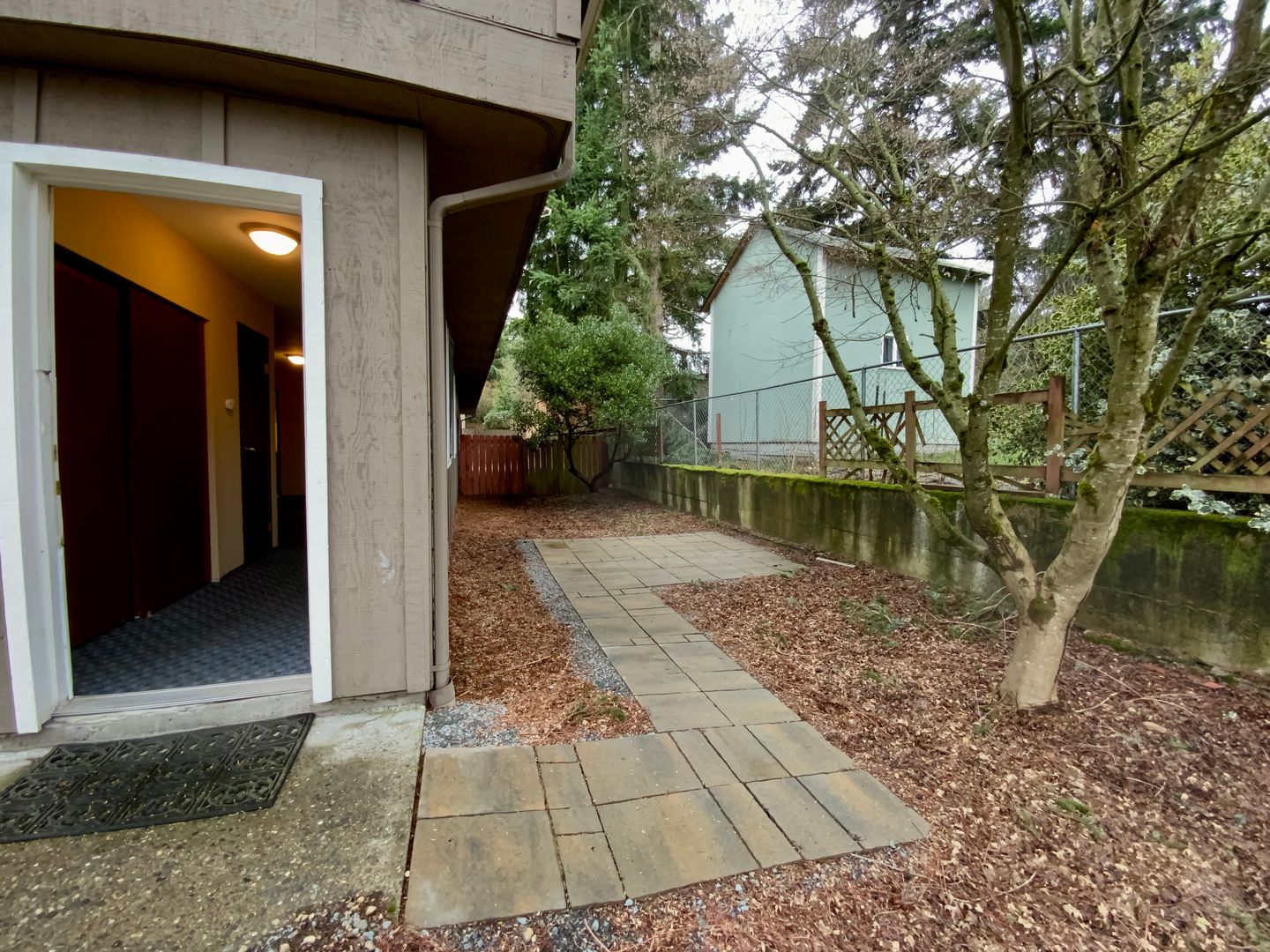 2330 190th St SW - Lynnwood - Washington - 1 bath rental property