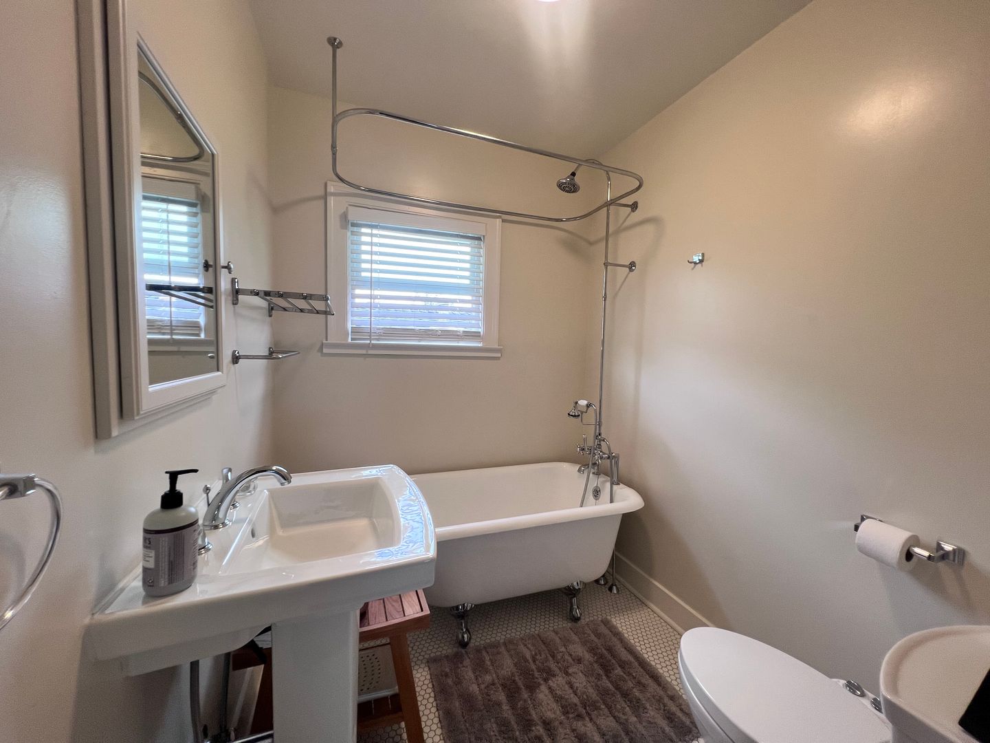 2355 Cherry Street - San Leandro - California - 2 bed, 2 bath rental property