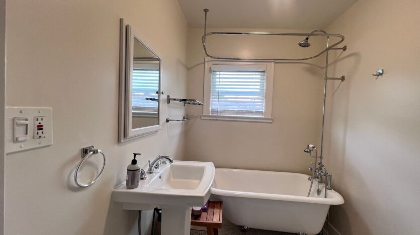 2355 Cherry Street - San Leandro - California - 2 bed, 2 bath rental property