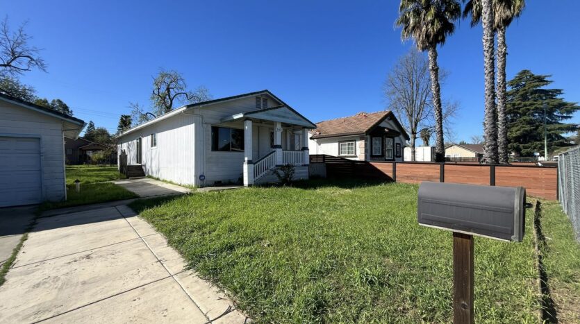 240 W El Camino Ave  - Sacramento - California - 2 bed, 2 bath rental property