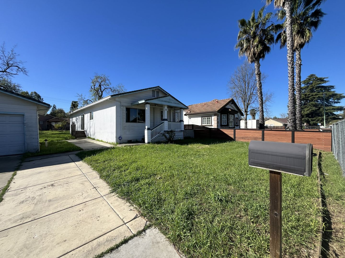 240 W El Camino Ave  - Sacramento - California - 2 bed, 2 bath rental property