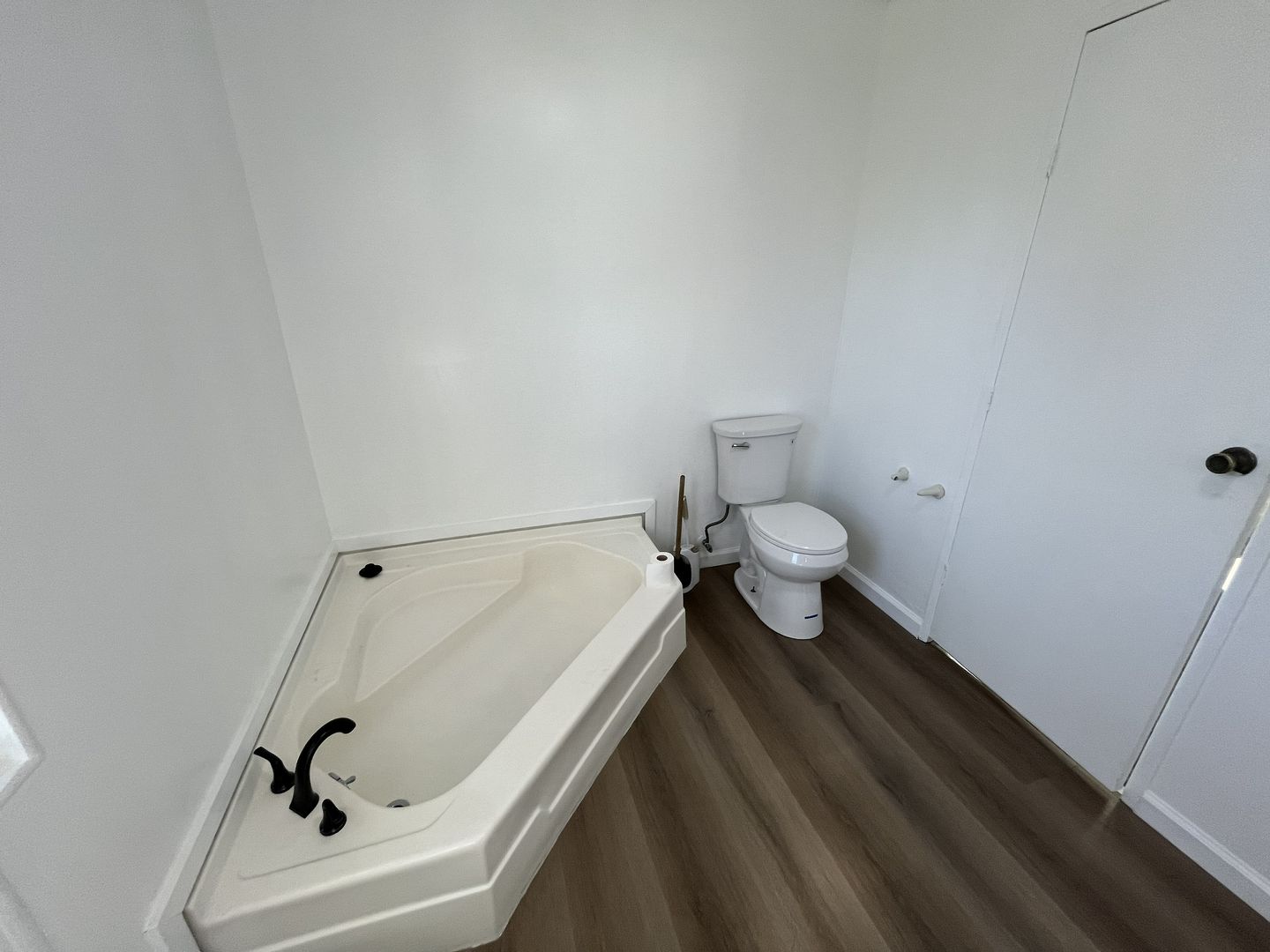 240 W El Camino Ave  - Sacramento - California - 2 bed, 2 bath rental property