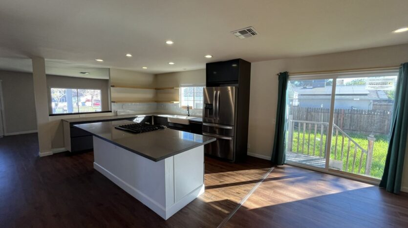 240 W El Camino Ave  - Sacramento - California - 2 bed, 2 bath rental property