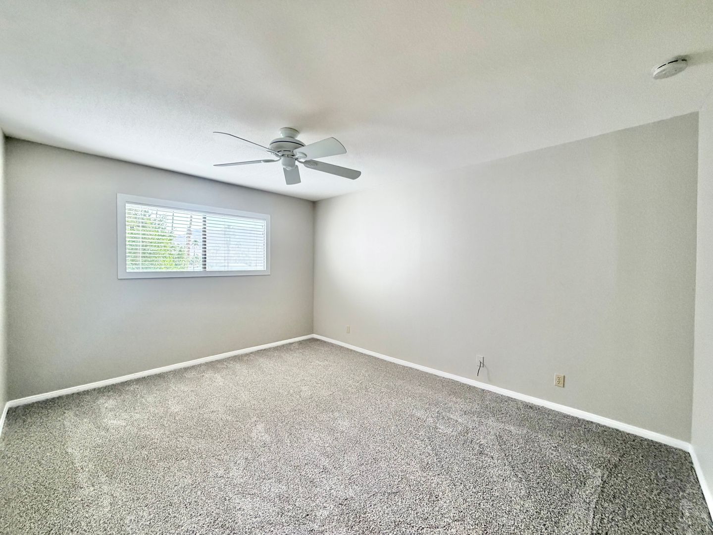 250 E San Jose Rd Unit 65 - Palm Springs - California - 3 bed, 2 bath rental property