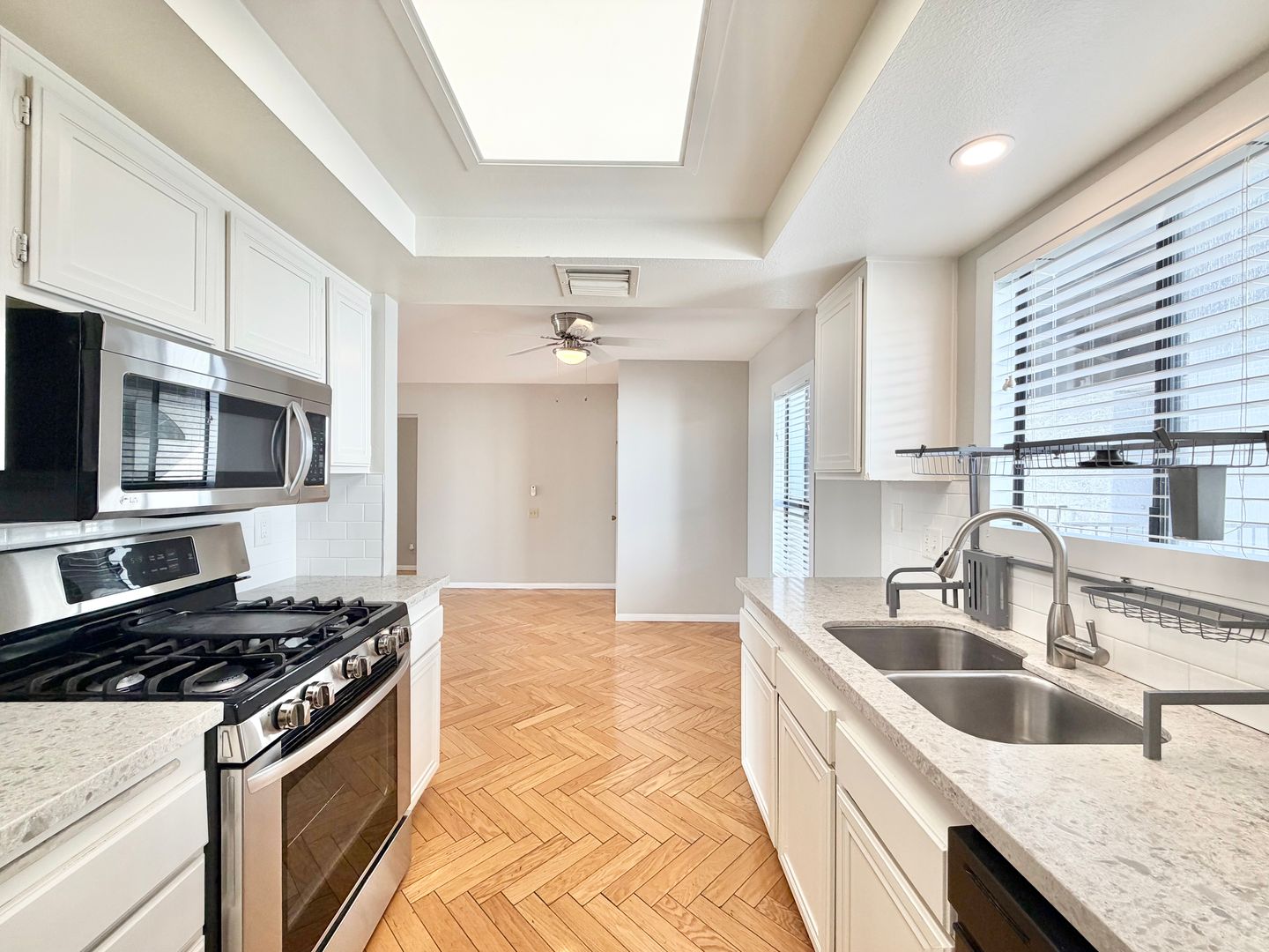 250 E San Jose Rd Unit 65 - Palm Springs - California - 3 bed, 2 bath rental property