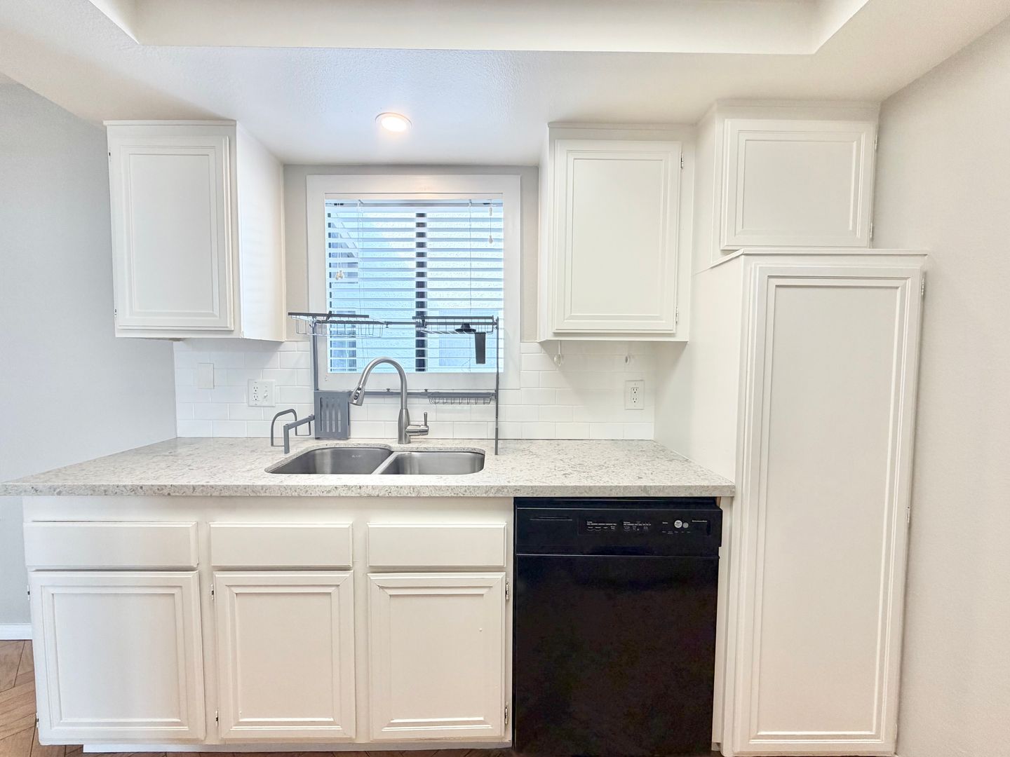 250 E San Jose Rd Unit 65 - Palm Springs - California - 3 bed, 2 bath rental property