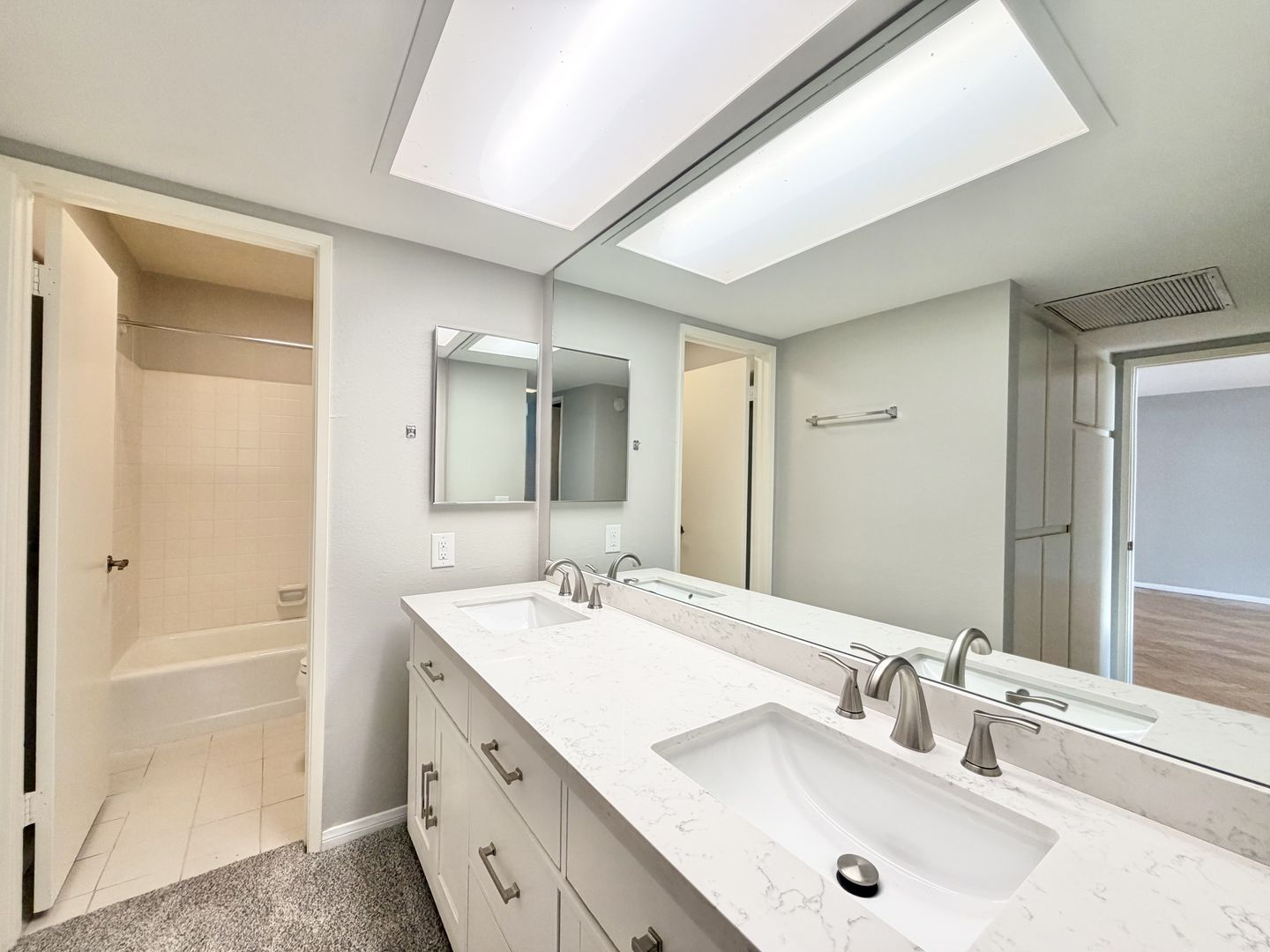 250 E San Jose Rd Unit 65 - Palm Springs - California - 3 bed, 2 bath rental property