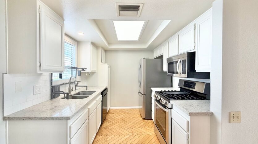 250 E San Jose Rd Unit 65 - Palm Springs - California - 3 bed, 2 bath rental property