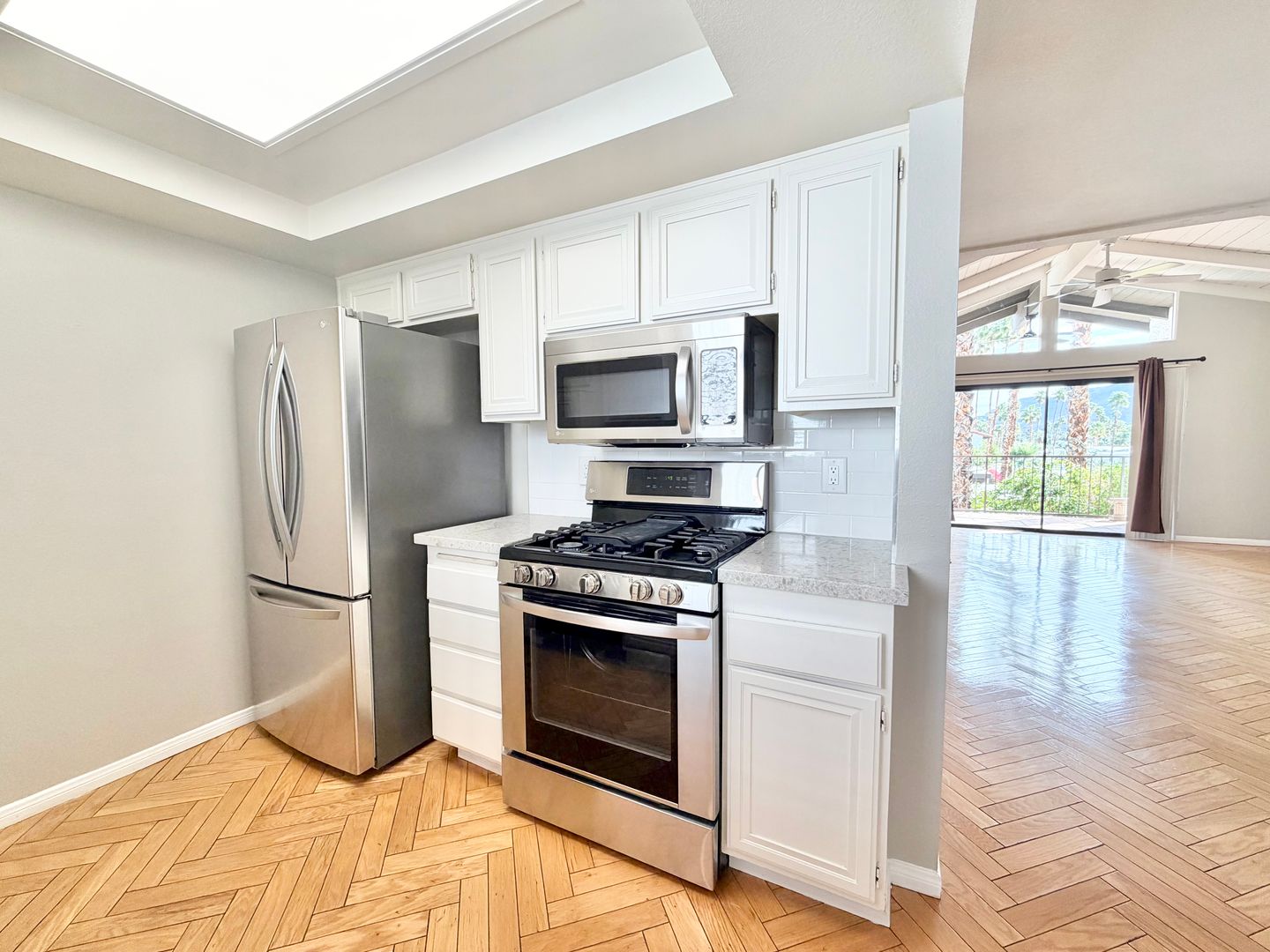 250 E San Jose Rd Unit 65 - Palm Springs - California - 3 bed, 2 bath rental property