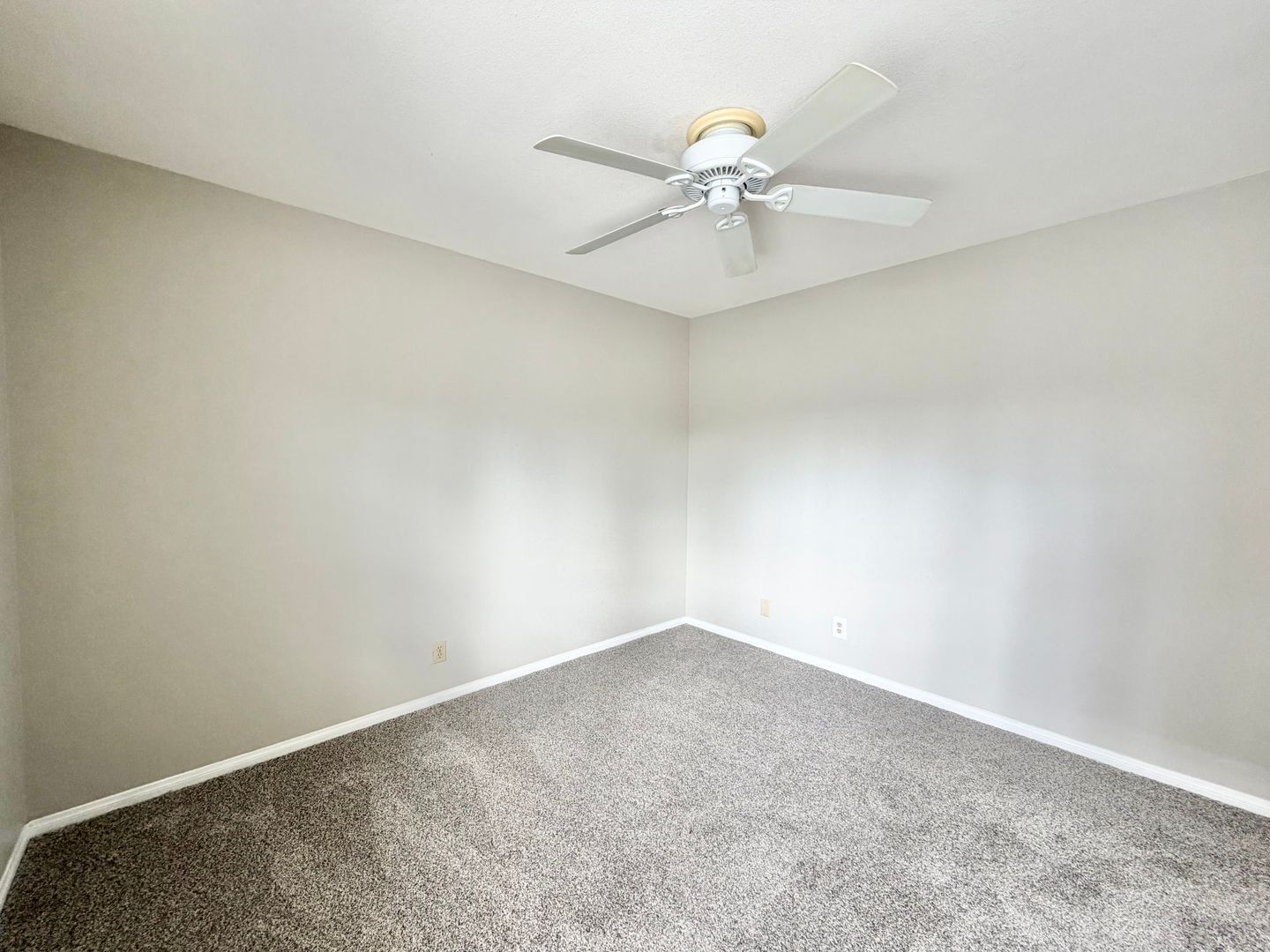 250 E San Jose Rd Unit 65 - Palm Springs - California - 3 bed, 2 bath rental property