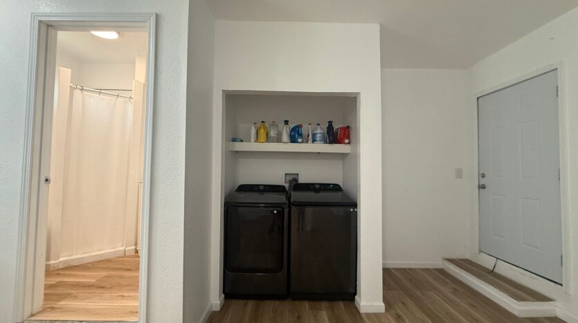 2505 S Encina Street - Visalia - California - 3 bed, 2 bath rental property