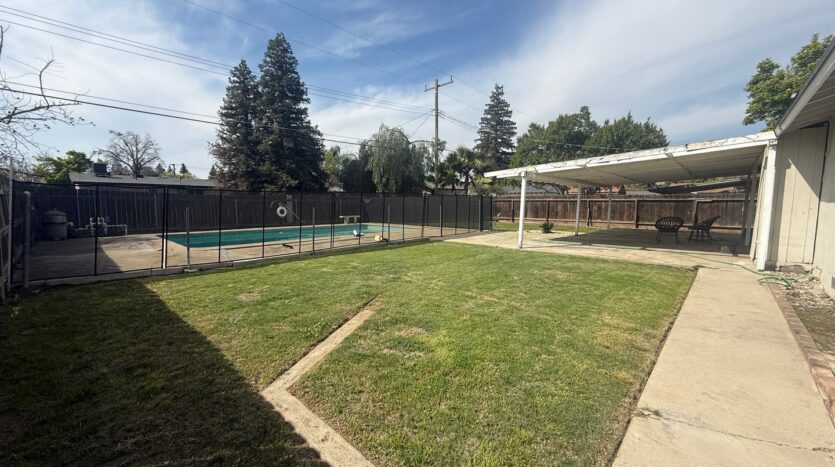 2505 S Encina Street - Visalia - California - 3 bed, 2 bath rental property