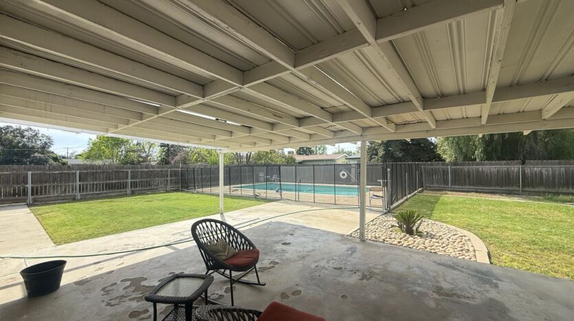 2505 S Encina Street - Visalia - California - 3 bed, 2 bath rental property