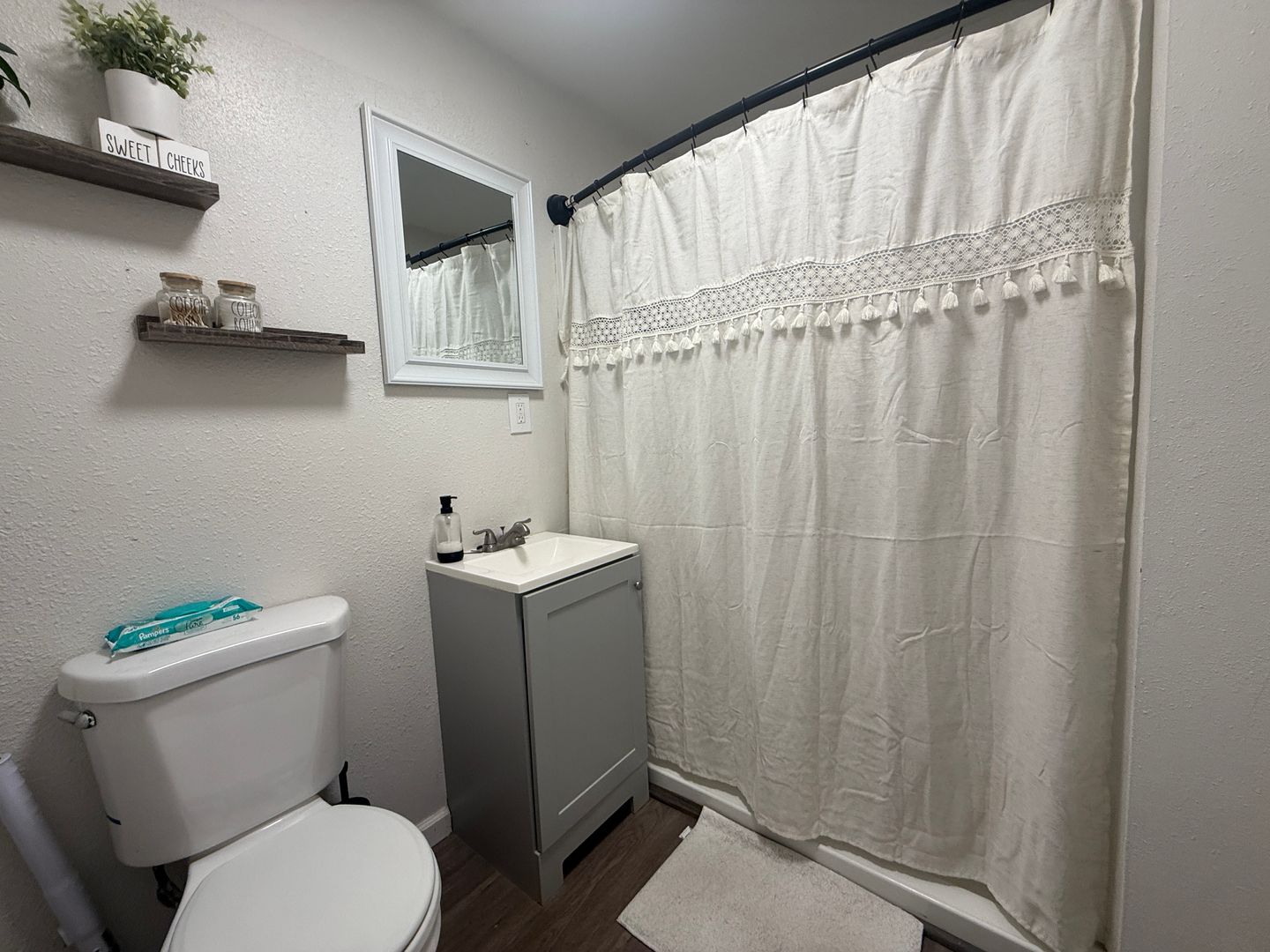2505 S Encina Street - Visalia - California - 3 bed, 2 bath rental property