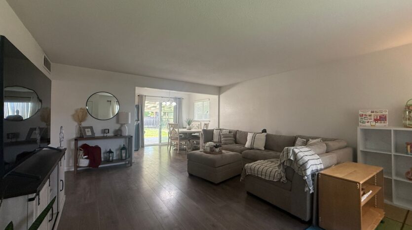 2505 S Encina Street - Visalia - California - 3 bed, 2 bath rental property