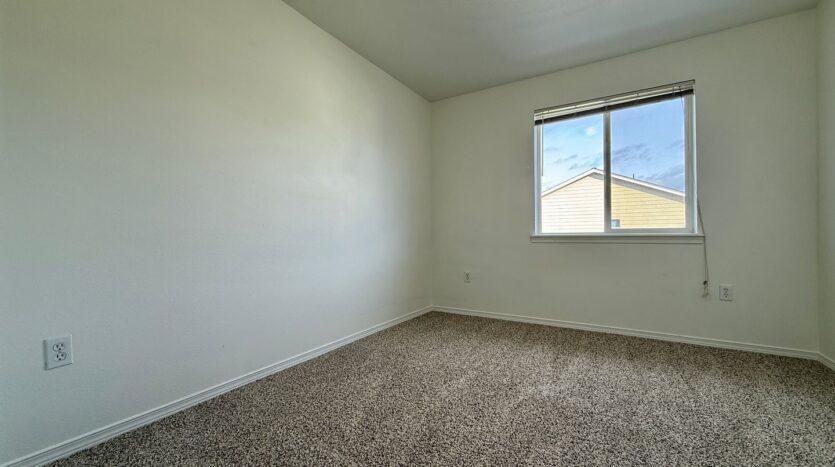 2561 NW Cedar Ave - 2 - Redmond - Oregon - 3 bed, 2.5 bath rental property