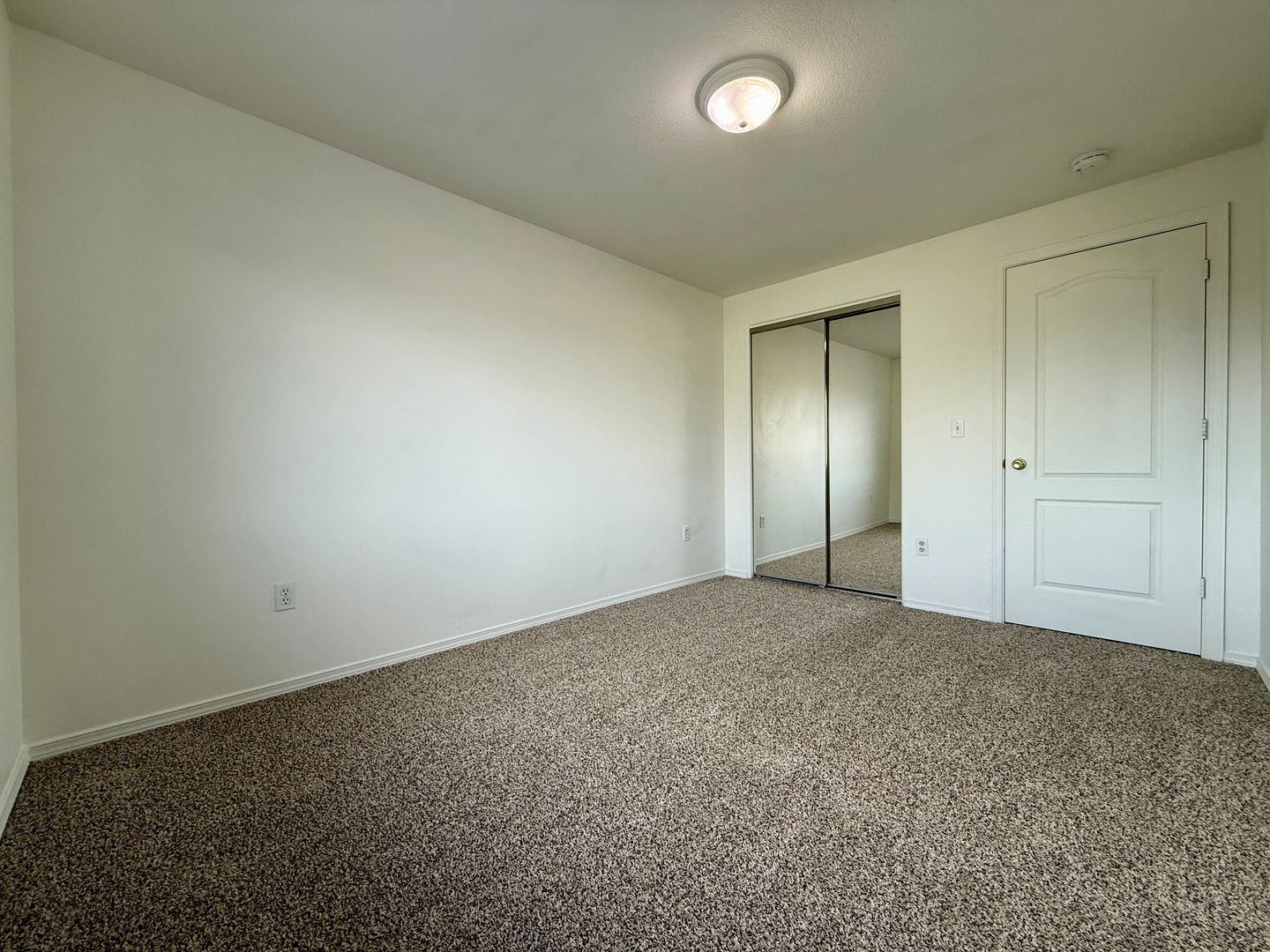 2561 NW Cedar Ave - 2 - Redmond - Oregon - 3 bed, 2.5 bath rental property