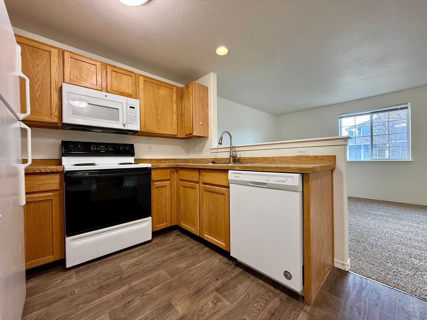 2561 NW Cedar Ave - 2 - Redmond - Oregon - 3 bed, 2.5 bath rental property