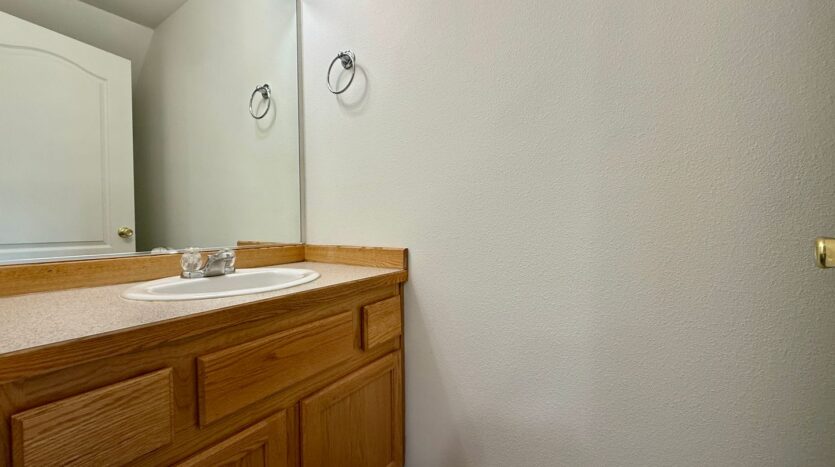 2561 NW Cedar Ave - 3 - Redmond - Oregon - 3 bed, 2.5 bath rental property